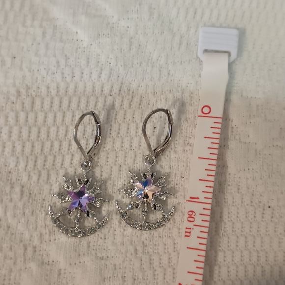 Lovely Rhinestone Charm Earrings So Pretty and Shimmering - Picture 12 of 15